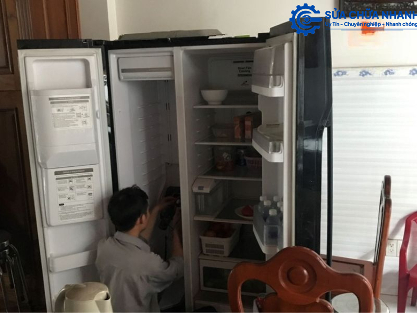 Bao-Hanh-tu-lanh-hitachi (2)